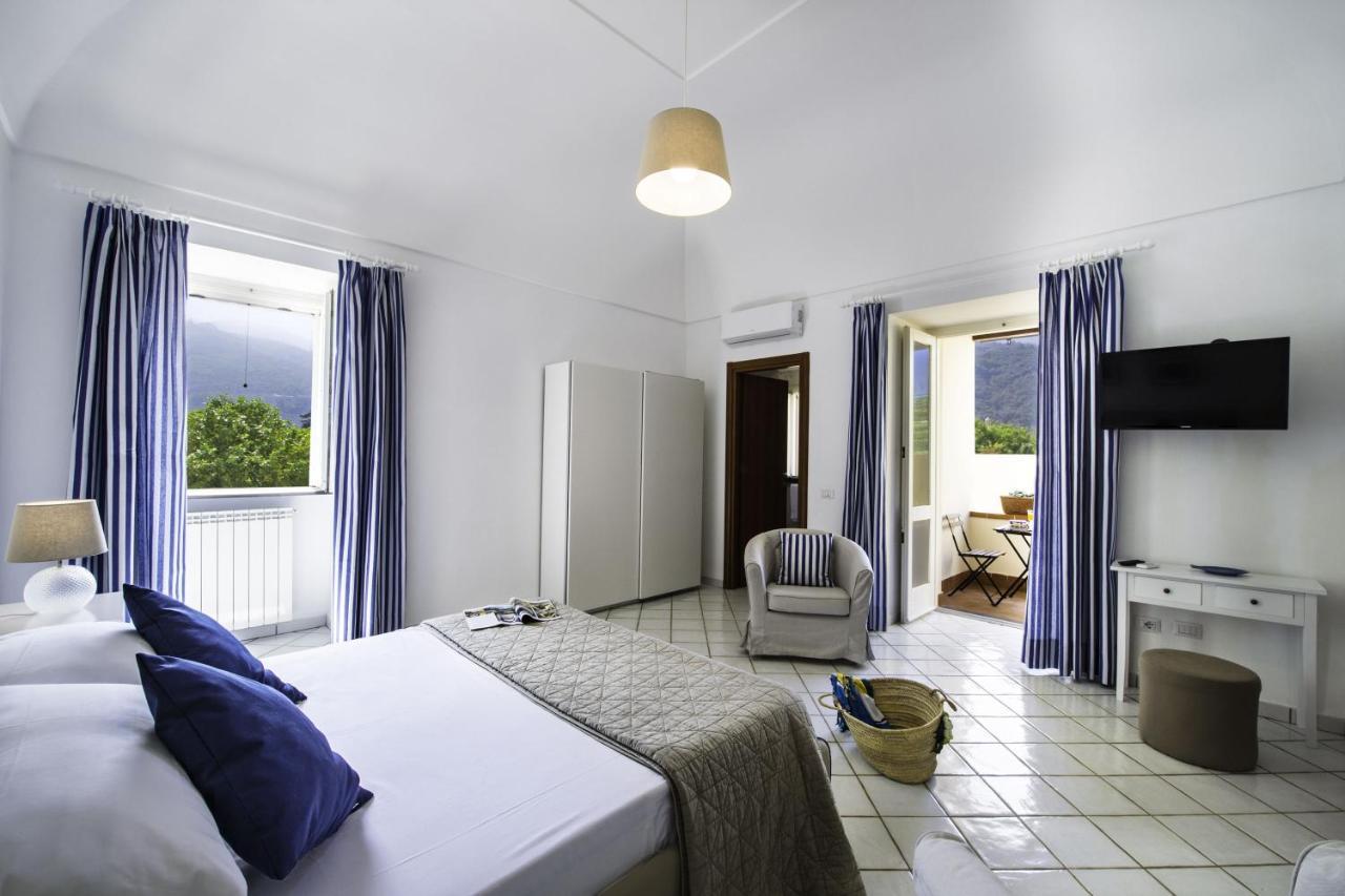 Casa Assunta B&B Вико-Экуенсе Экстерьер фото