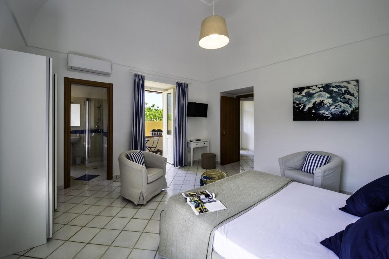Casa Assunta B&B Вико-Экуенсе Экстерьер фото
