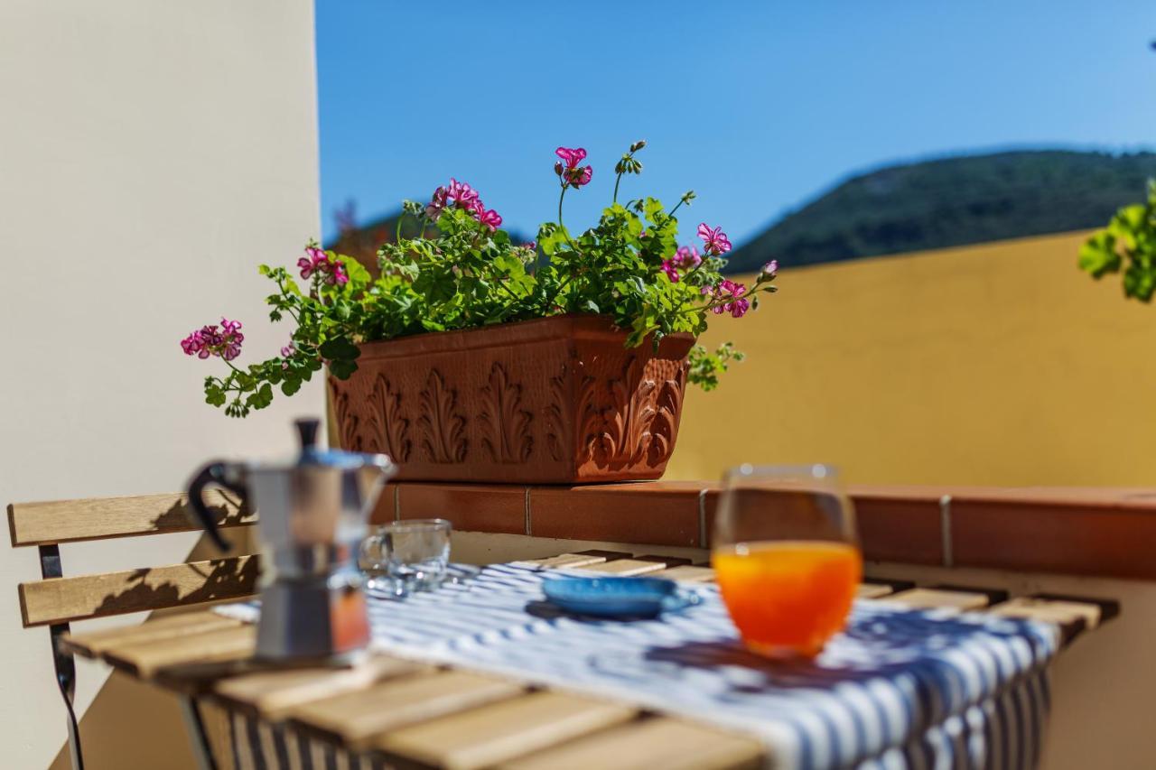 Casa Assunta B&B Вико-Экуенсе Экстерьер фото