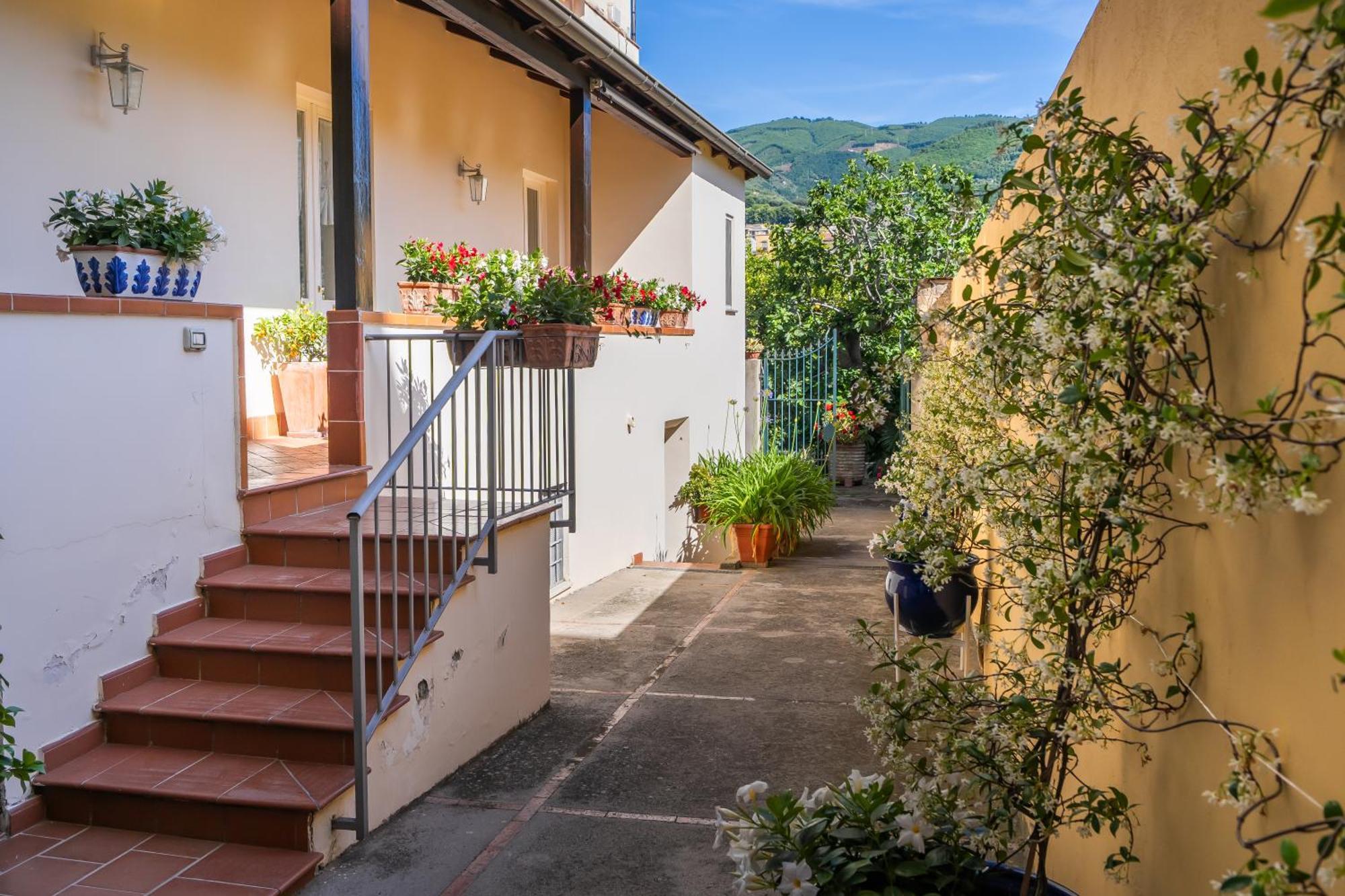 Casa Assunta B&B Вико-Экуенсе Экстерьер фото